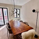 Apartment The Founders Residency, Praca Flores *